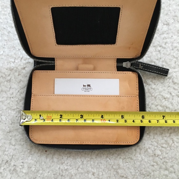 Coach Authentic Wallet - Picture 2 of 7